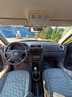 Škoda Fabia II - 10