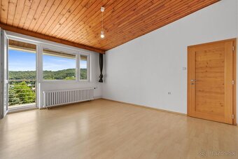 5 IZB.RODINNÝ DOM S ÚŽASNÝM VÝHĽADOM, GARÁŽ,TICHÉ PROSTREDIE - 10