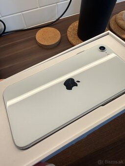 iPhone SE 2020 64GB - 10