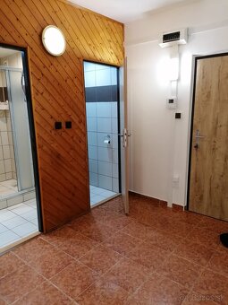 PRENÁJOM - 3-izbový byt - 10