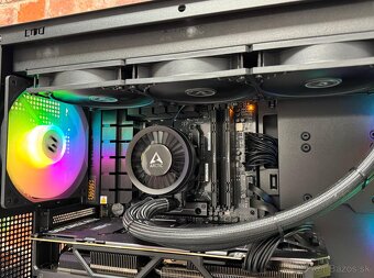 Ryzen 7 9800X3D\96GB\RTX 4090\SSD\1200W Zdroj - 10
