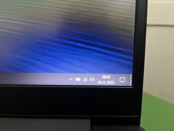 Lenovo IdeaPad S145 - 10