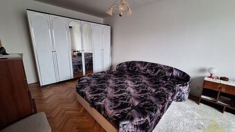 Predaj 3 izbový byt Levice - 10