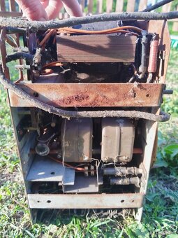 Staré rádio Philips 834 A ústrojenstvo (rezervované) - 10