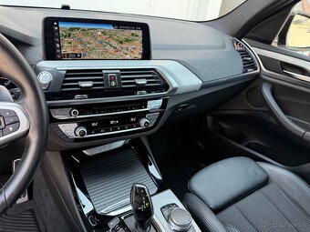 BMW X3 xDrive M-packet A/T LED ACC HUD PANORÁMA - 10