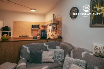 Predaj RD Podhoroď, priestranný dom so záhradou, v krásnom p - 10