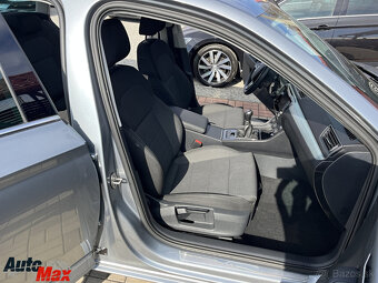 Škoda Superb Combi 2.0 TDI Style - 10