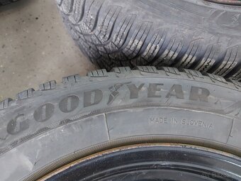 195/60R15 zimne pneu+senzory -4x108R15 disky FORD FIESTA - 10