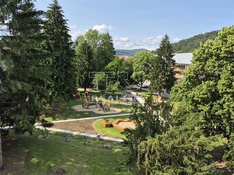 Krásny slnečný priestranný 3 izb byt na Lánskej na prenájom - 10
