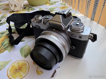 Nikon ZFC - 10
