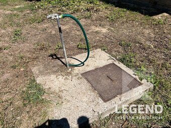 Chalupa Svodín, krásny pozemok 1317 m2, tichá ulička, ovocný - 10