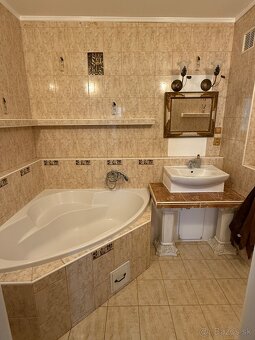 Byt 3-izbový Stred - 10