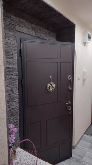 Vchodové bezpečnostné dvere - 10