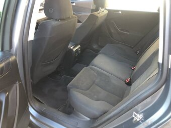 Volkswagen Passat B6 2.0 TDI 4MOTION - 10