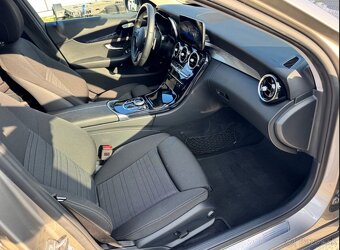 Mercedes-Benz C trieda Kombi 220 d A/T 4MATIC - 10