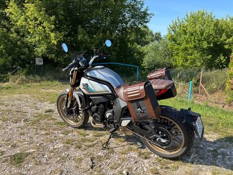 Cfmoto CLX Heritage 700 - 10