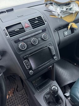 Rozpredám VW Touran 2 , 2.0 TDI 103kw - 10