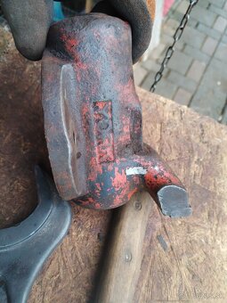 Zverák YORK/diely - 10