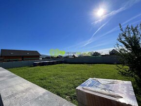 Na predaj slnečný pozemok so stavebným povolením v obci Čaňa - 10