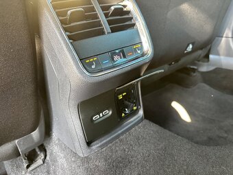 Škoda Octavia 4 -2022- Combi 2.0 TDI Style - NEBÚRANÉ - 10