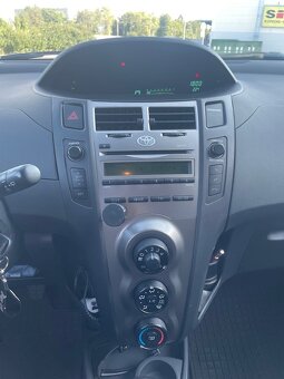 Toyota Yaris 1.0 VVT-i 51kW, 92 900 km, r.v. 2009 - 10