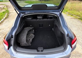 Hyundai I30 Fastback 1.5 Hybrid , automat, 8700km,  6/2025 - 10