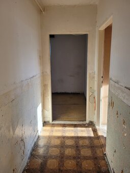 Veľký 2 izb. byt, ul. Školská - 10