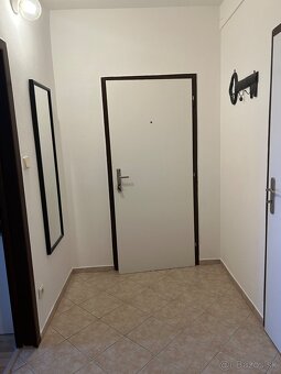 Prenájom 2. izbového bytu - 10