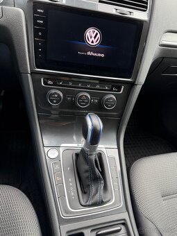 VW e-Golf 100kw DYNaudio, ACC, Virtual, LED, Mrtvý uhol - 10