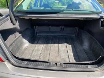 Mercedes E200 CDI - 10