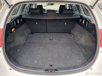 Toyota Auris Touring Sports 1.4 l D-4D DPF Style za 5.690 € - 10