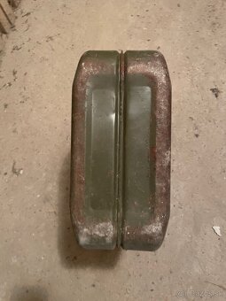 Vojenské debny z municie (2 ks),20l Kanister,Náboje - 10