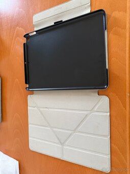 iPad 8. generácia 32GB WIFI (model A2270), gold - 10
