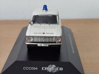 Predám modely aut škoda,moskvič a VW 1:43. - 10