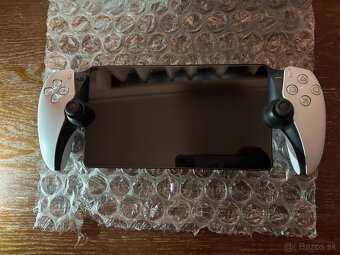 Nový PlayStation Portal Remote PlayerL - 10