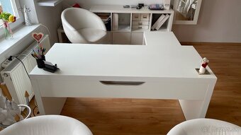 Kancelársky nábytok - 10