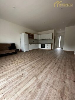 Prenájom novostavby rodinného domu v Rybanoch - 10