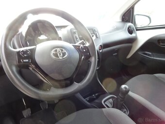 Toyota Aygo 1,0 VVT-i - 10