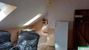 Na prenájom 5 izbový byt v Jaslovských Bohuniciach - 10