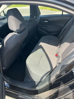 Toyota Corolla 1.5 benzin 92 kW - 10