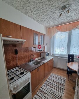 Na predaj zrekonštruovaný 3-izbový byt – sídlisko Východ - 10