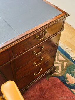 Veľký anglický písací stôl. Obojstranný - 10