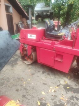 Vibračni valec HAMM - 10