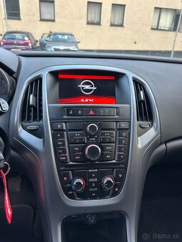 Opel Astra J, 2015, 1.6 , benzín - 10