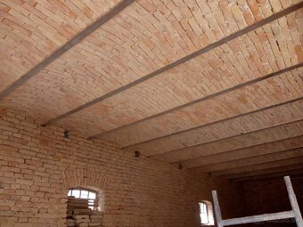 Pieskovanie kameňa, betónu a tehál - 10