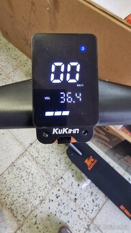 Elektrická kolobežka KUkirin S1 max 2025 - 10