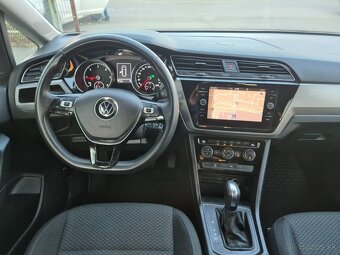 7-miestny Volkswagen Touran 2.0 TDI Comfortline DSG - 10