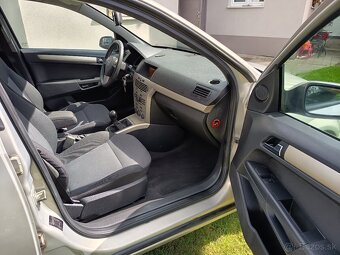 Opel Astra H 1,6i 16v benzín , tempomat - 10