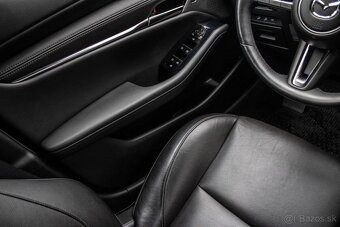 Mazda 3 2.0 Skyactiv G122 Plus A/T - 10