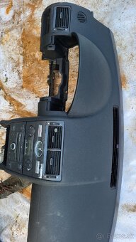 Rozpredam Ford Mondeo 2.0 tdci - 10